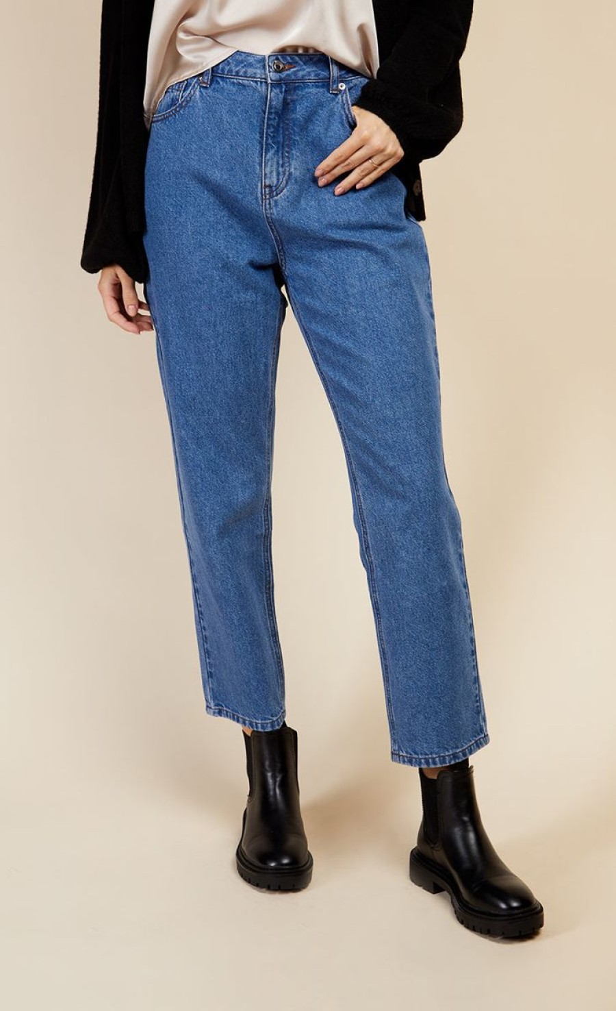 Clothing Little Mistress | Mid-Blue Tapered Denim Jeans By Vogue Williams